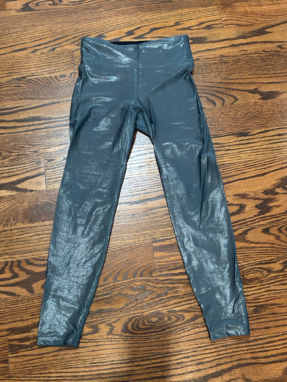 Heroine Sport Metallic Marvel Leggings in Mist Size Small EUC - 2nd Pair